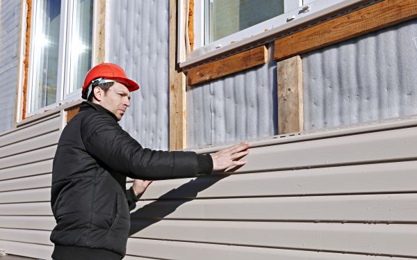 Cost of Vinyl Cladding Repair in Portland