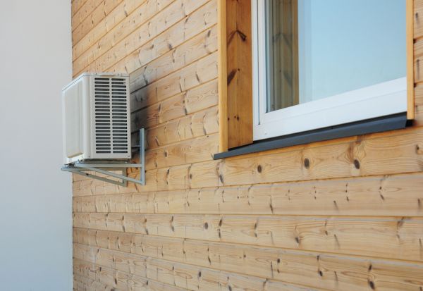 Cost of Pine Wood Siding Installation in Portland